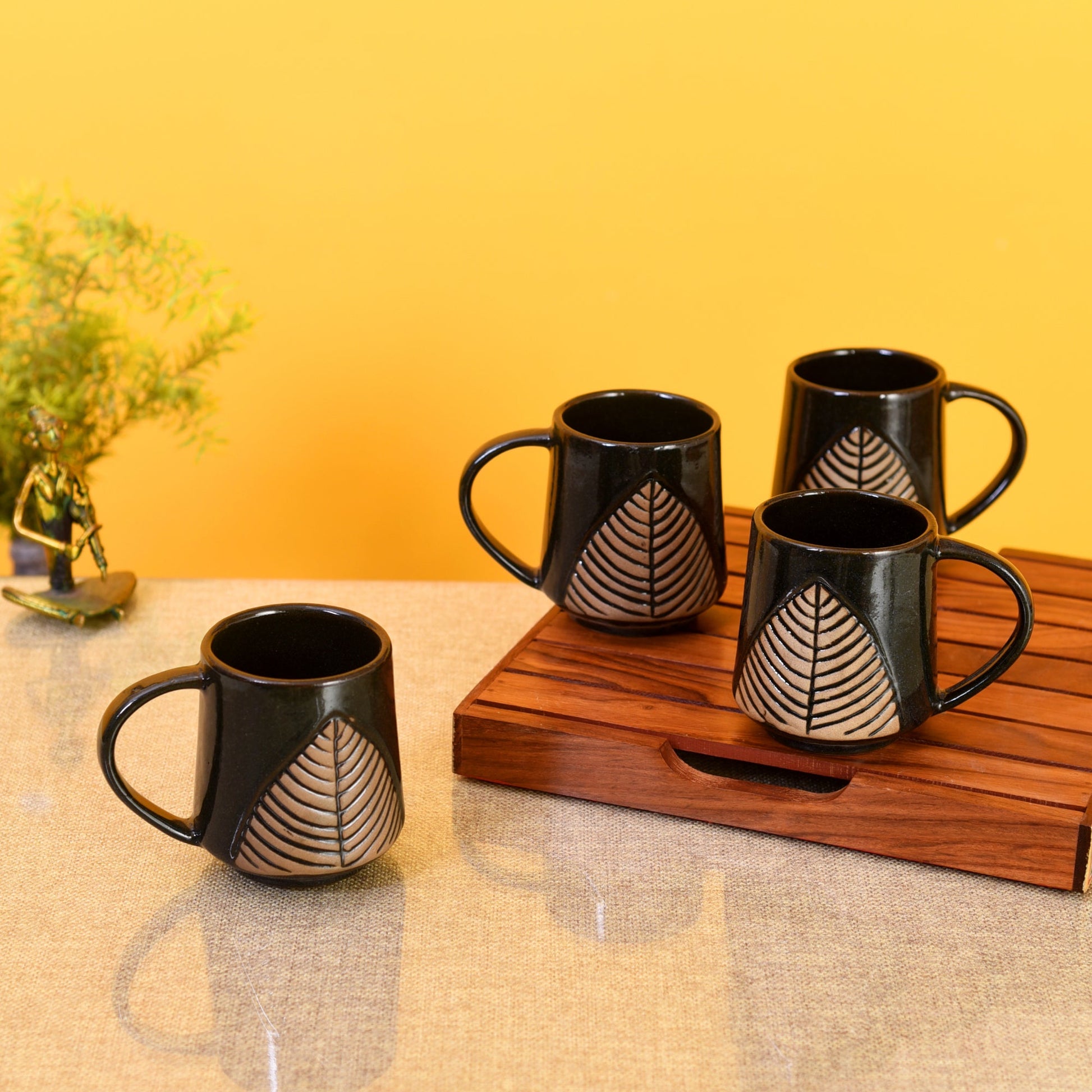 Brown - Falling Leaves Tea Mugs (Set of 4)