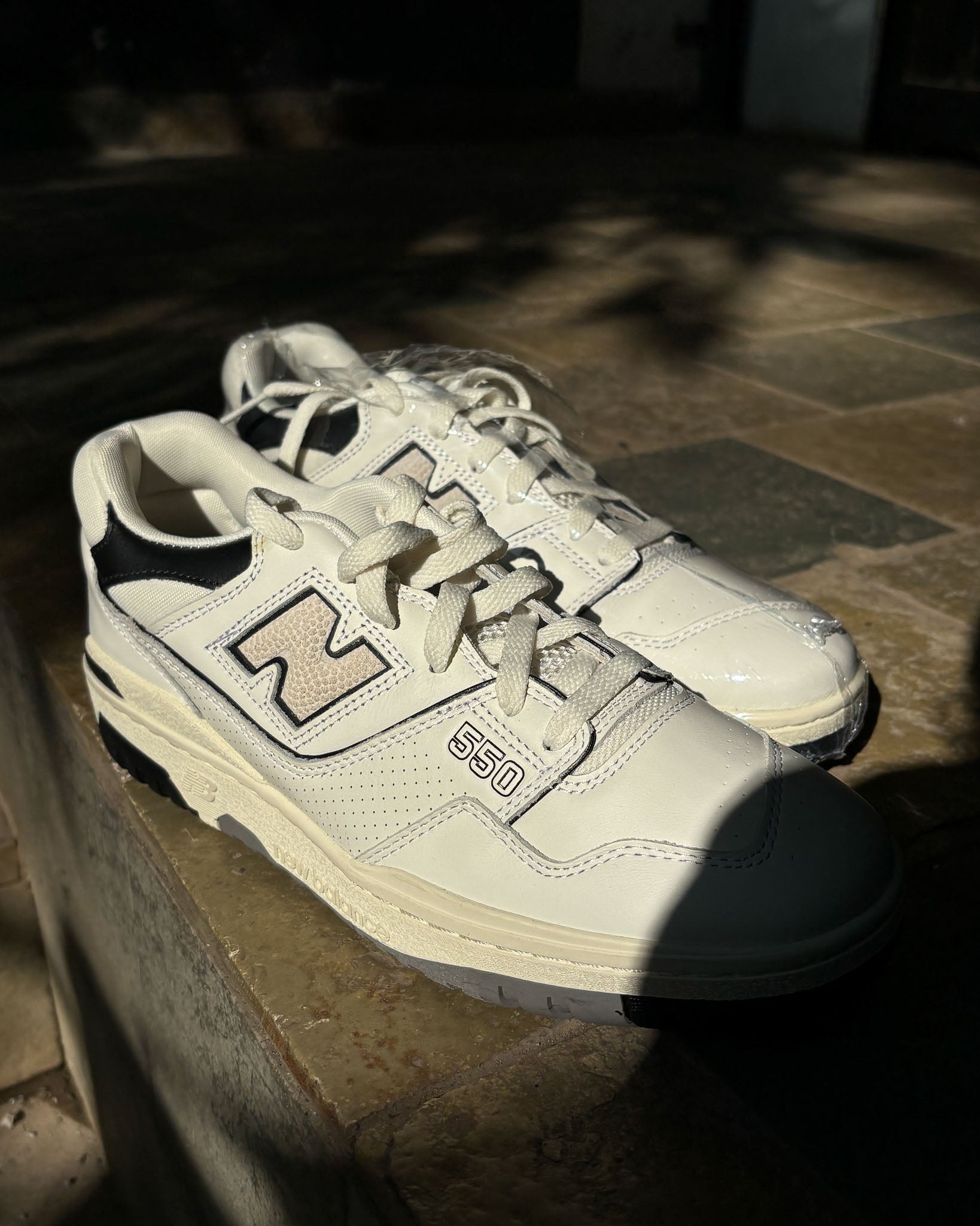 New Balance 550 'White Black' - DS
