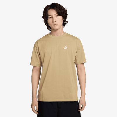 NIKE | ACG MAX90 T-SHIRT { PARACHUTE BEIGE