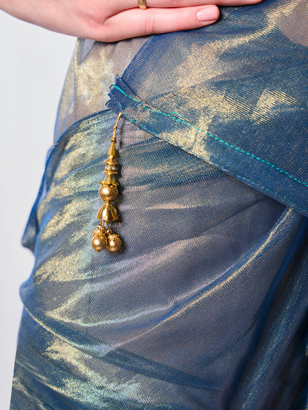 Solid Tissue Saree with Hanging With Blouse Piece