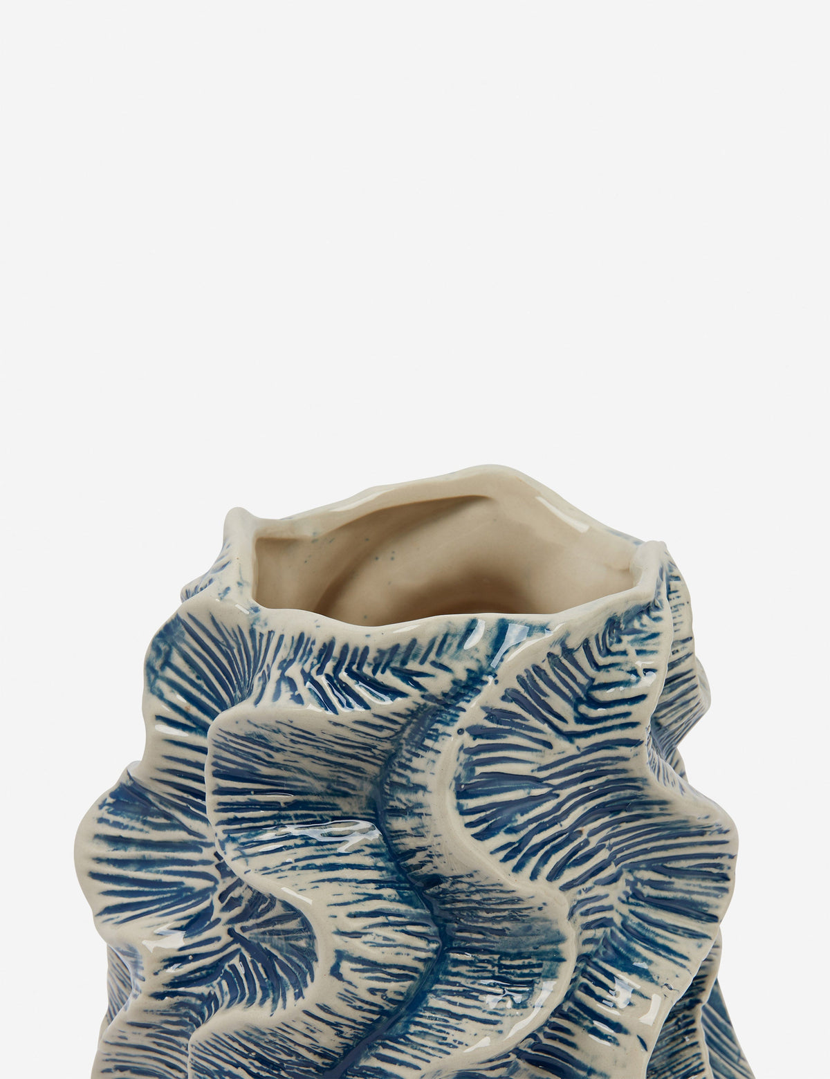 Anwen Vase