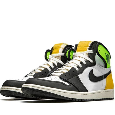JORDAN 1 RETRO HIGH WHITE BLACK VOLT GOLD