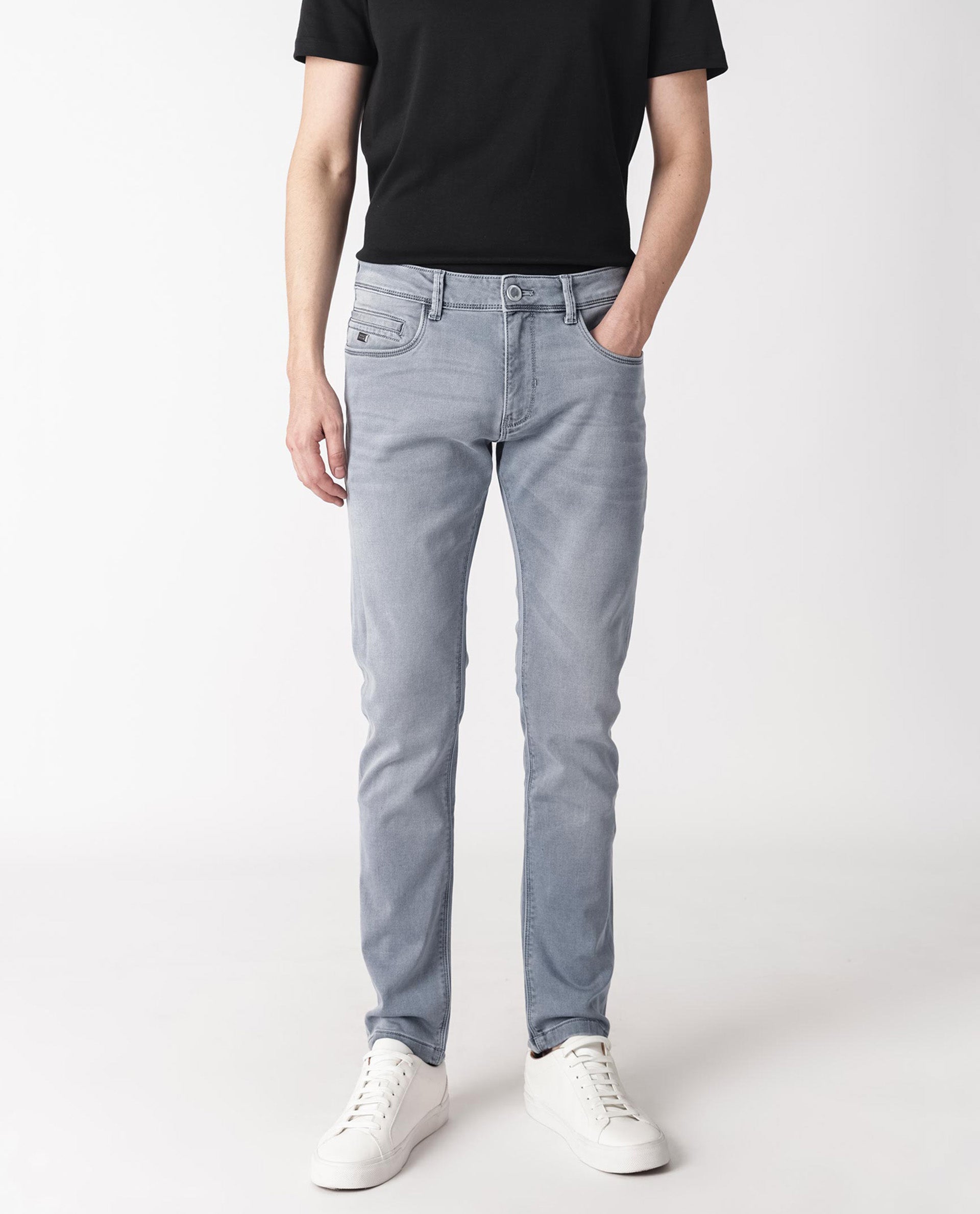 Rare Rabbit Men's Alphen Light Blue Light Wash Mid-Rise Slim Fit Jeans