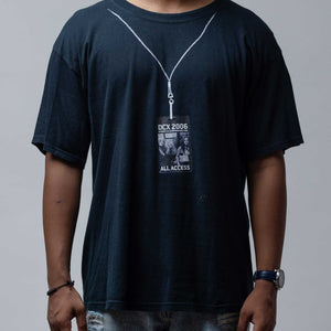 Vintage Dcx Tour Pass Neck Chain Graphic T-Shirt