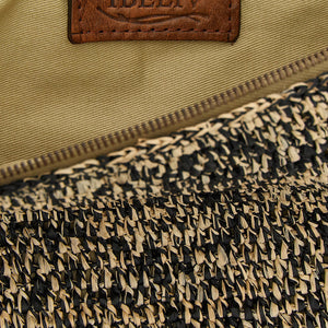 Ibeliv Ampy Clutch