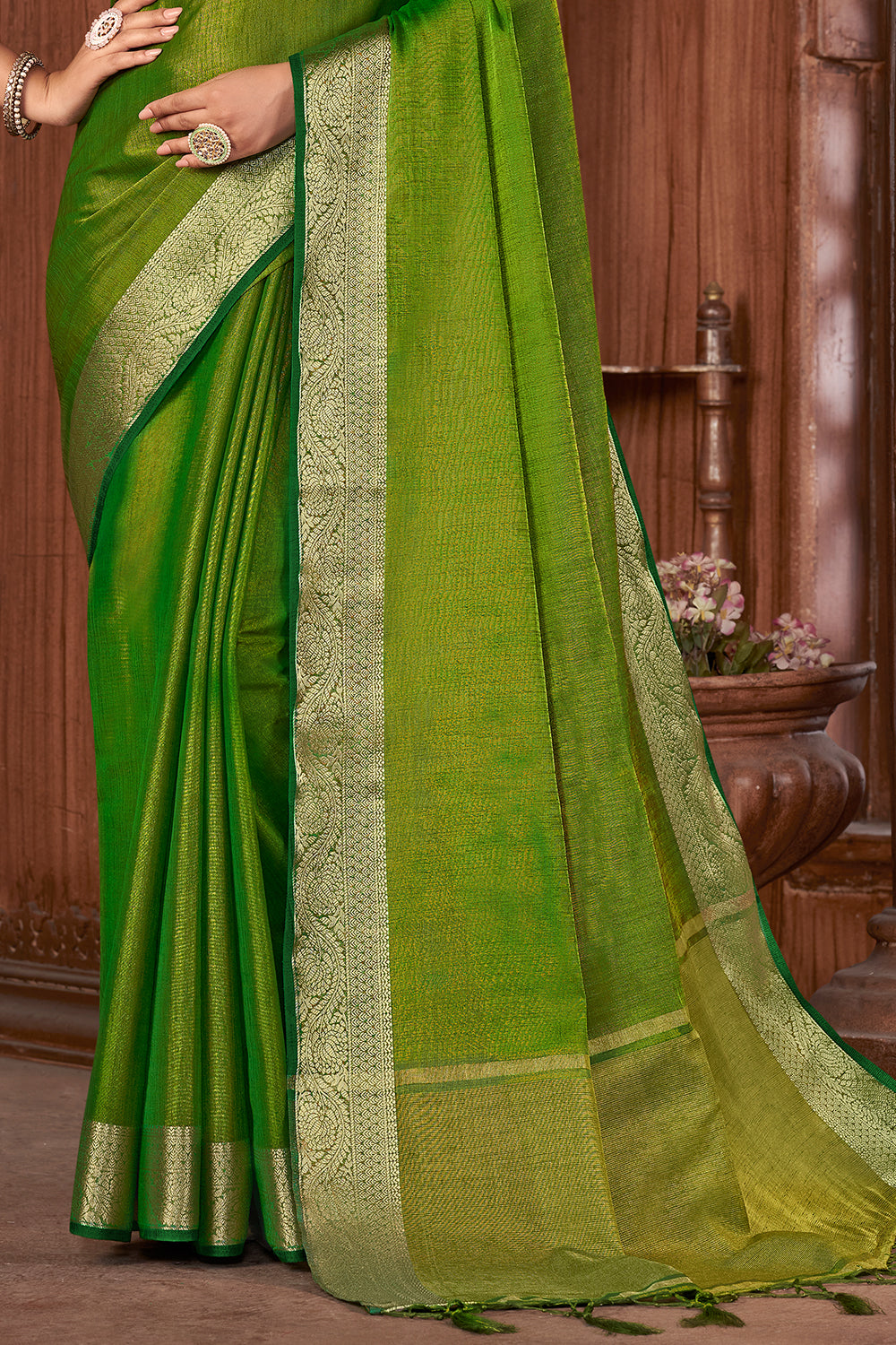 Kelly Green Tussar Saree