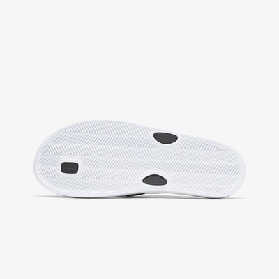 Nike | BELLA KAI  { FLIP FLOPS