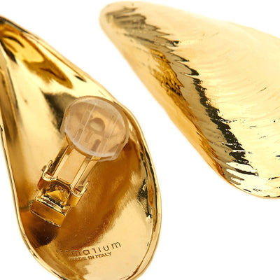 Armarium Mussel Shell Earrings
