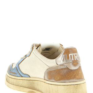 Autry Medalist Low Super Vintage Sneakers