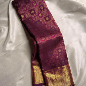 Prettiest Purple Soft Silk Saree With Improbable  Blouse Piece
