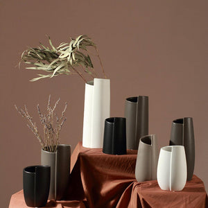 Abstract Pot