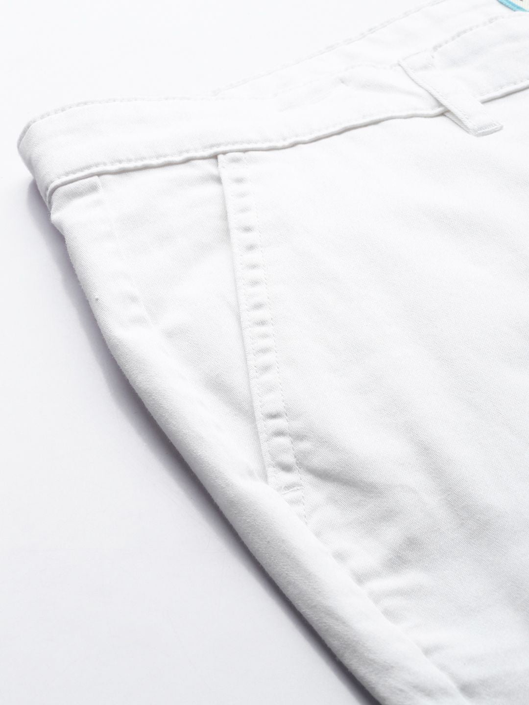 Men's White Regular Fit Solid Chinos