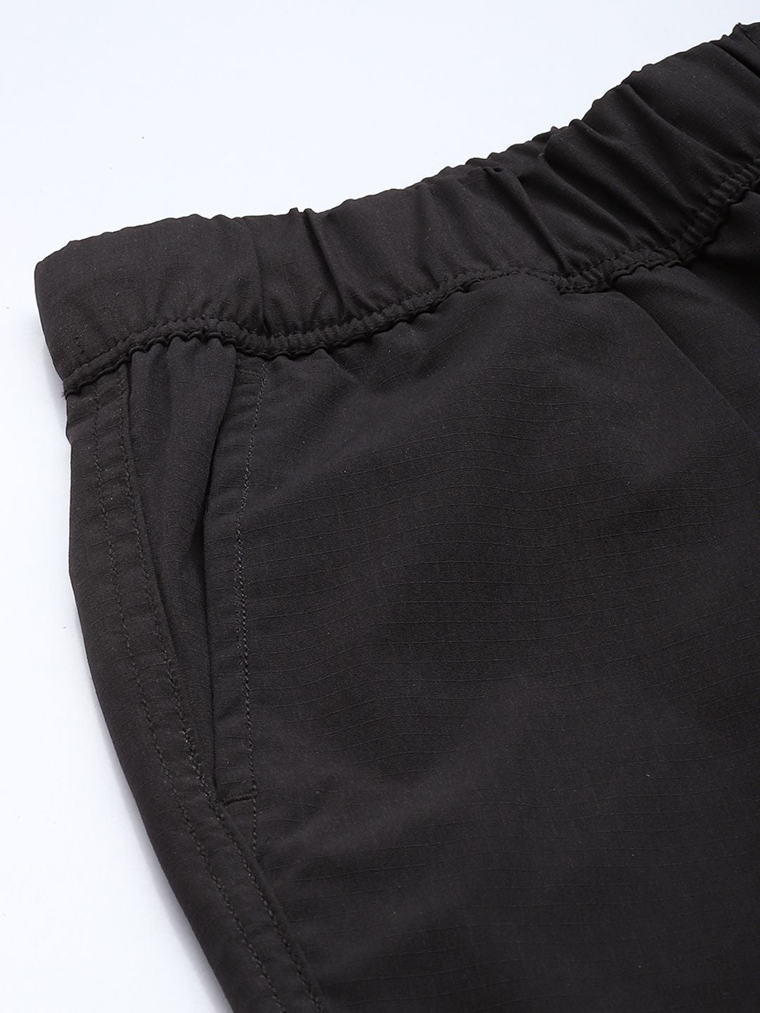 Men's Black Loose Fit Textured Cargos