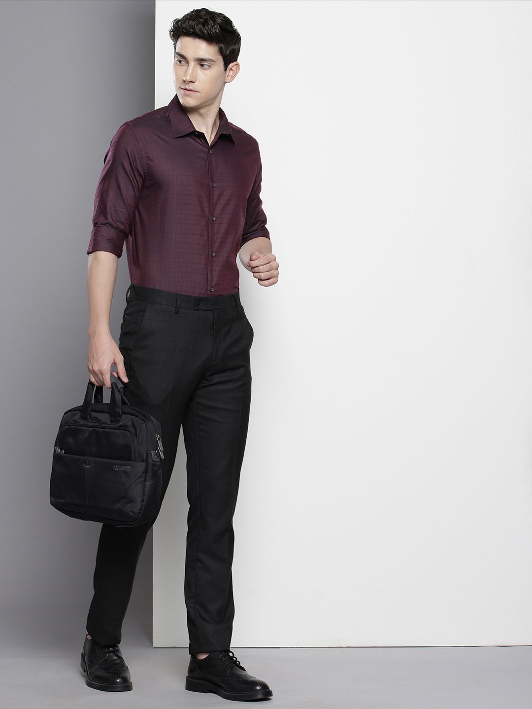 Men's Burgundy Slim Fit Checked Formal Shirt