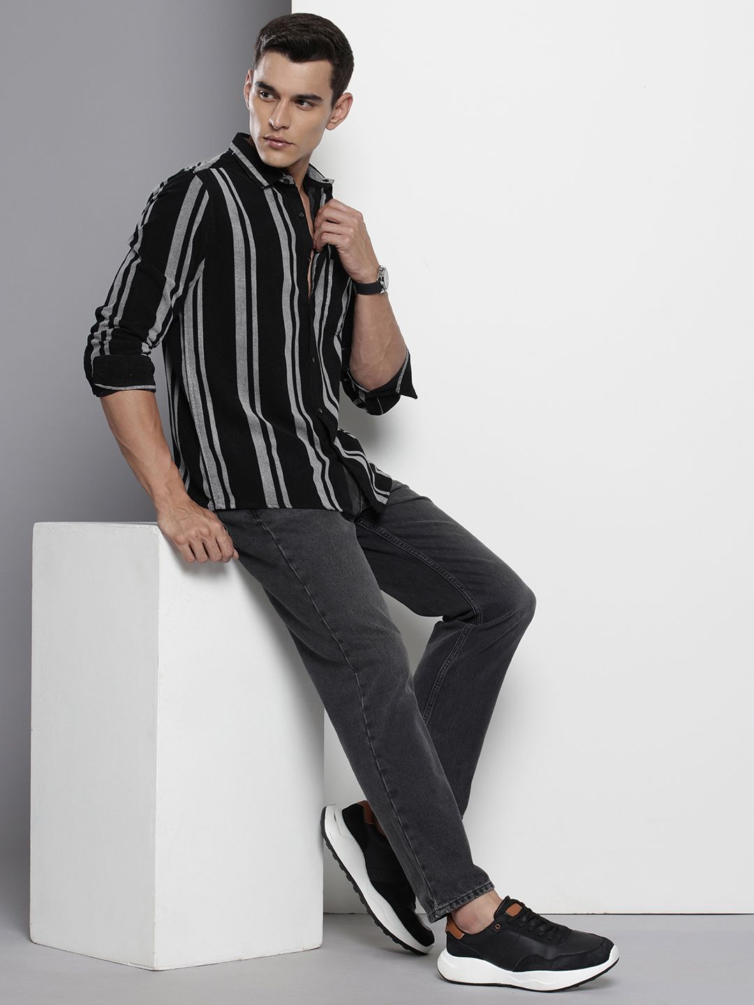 Men's Black Regular Fit Striped Casual Overshirt