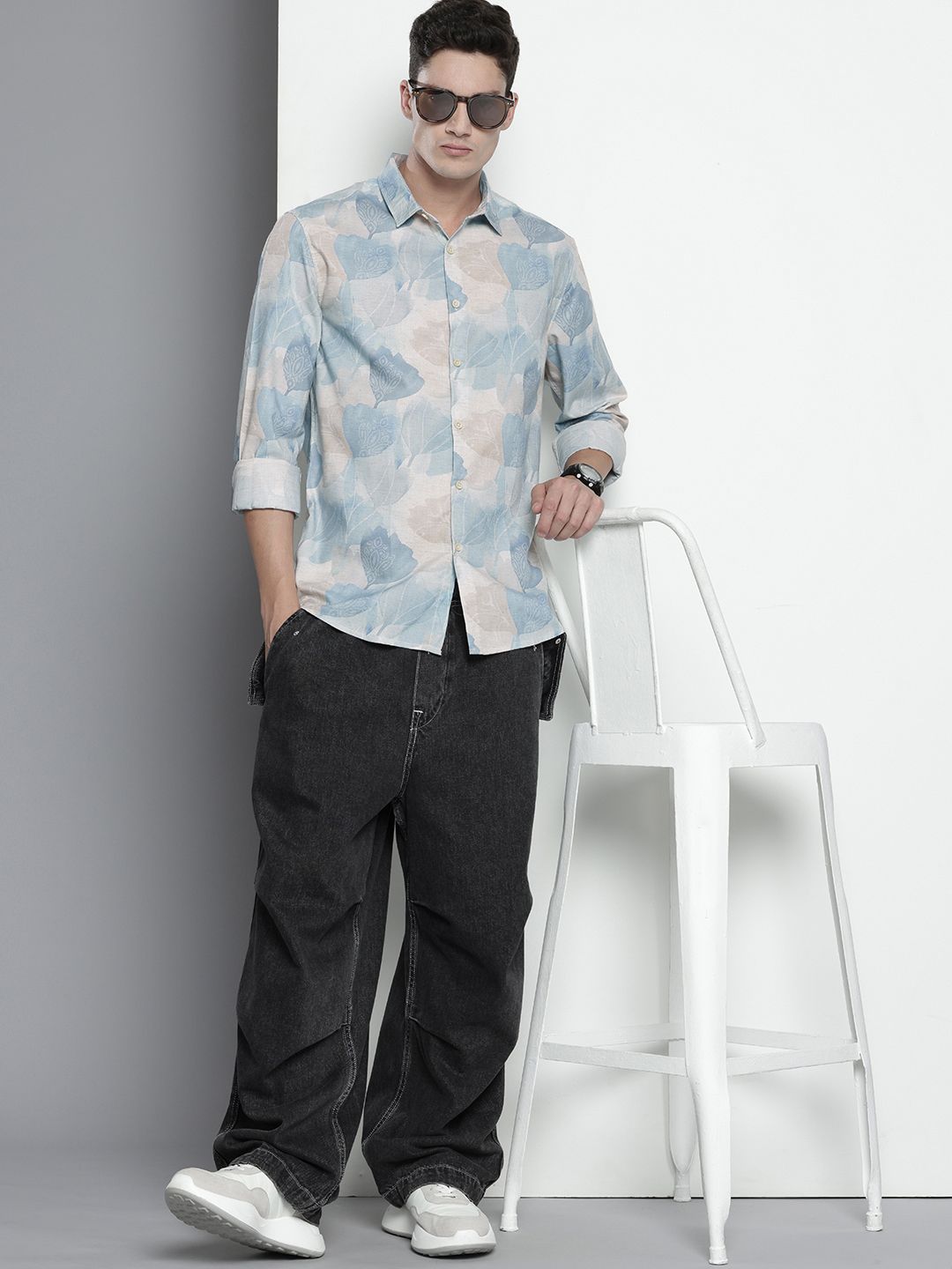 Men's Beige Regular Fit Floral Resort Wear Shirt