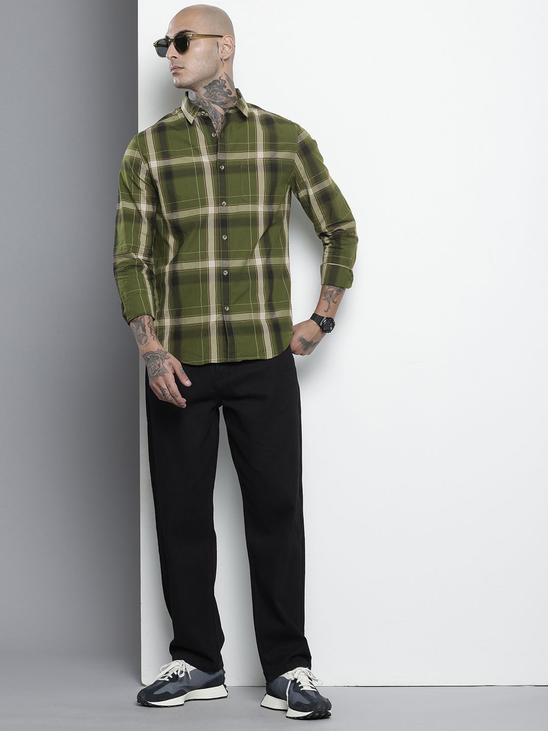 Men's Green Slim Fit Checked Casual Shirt