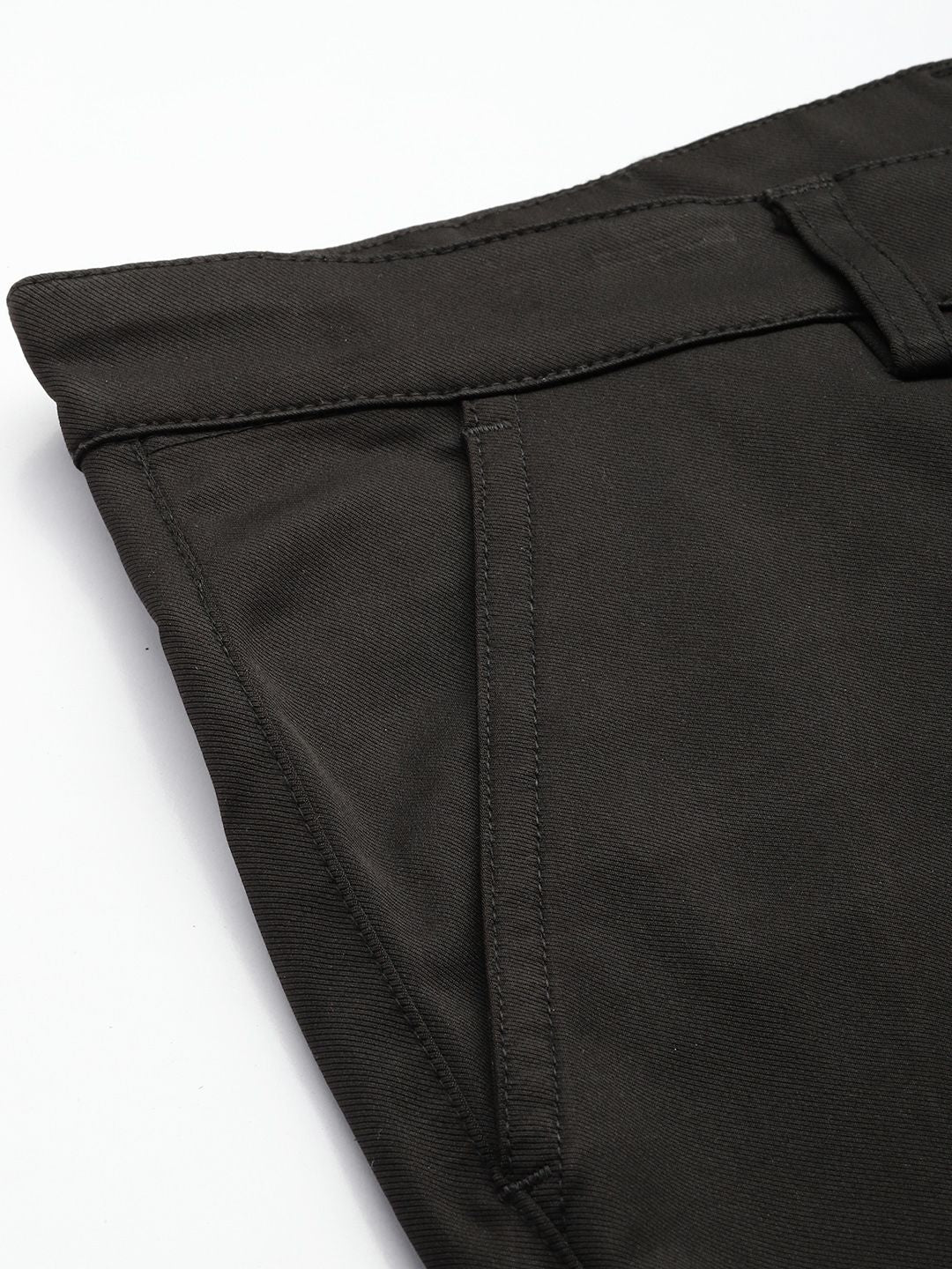 Men's Black Regular Fit Solid Trousers