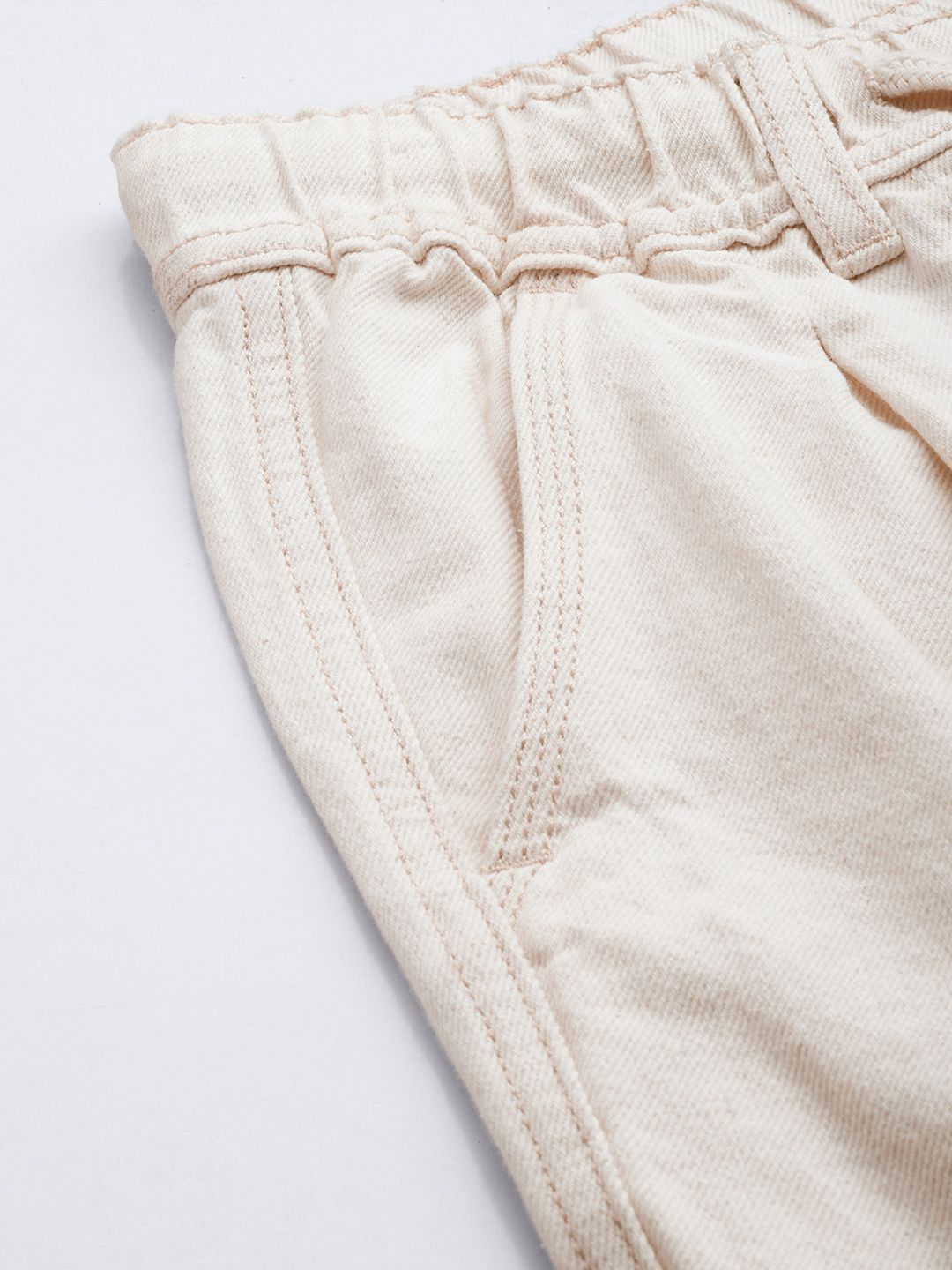 Men's White Relaxed Fit Solid Denim Joggers