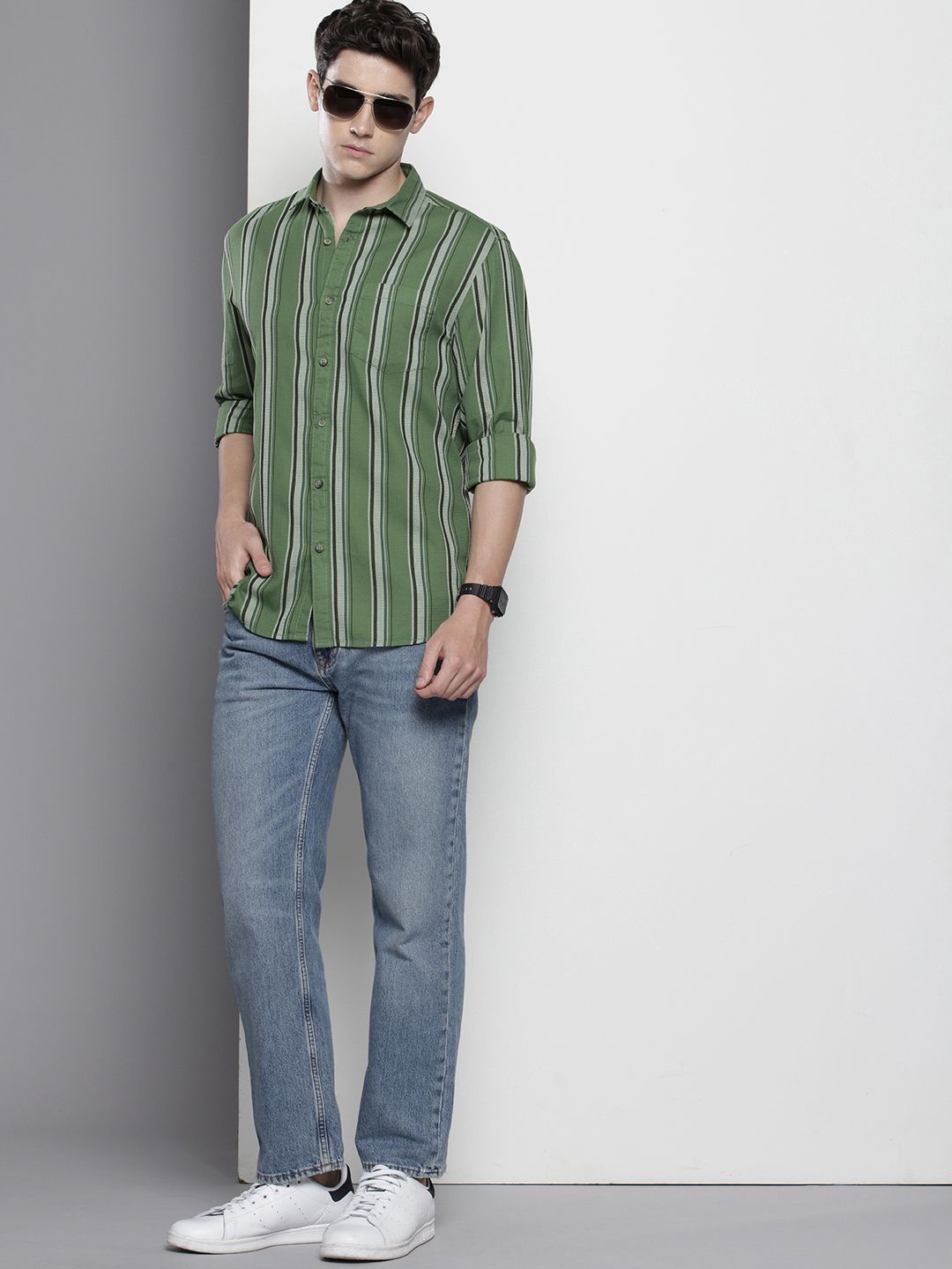 Men's Green Slim Fit Striped Casual Shirt