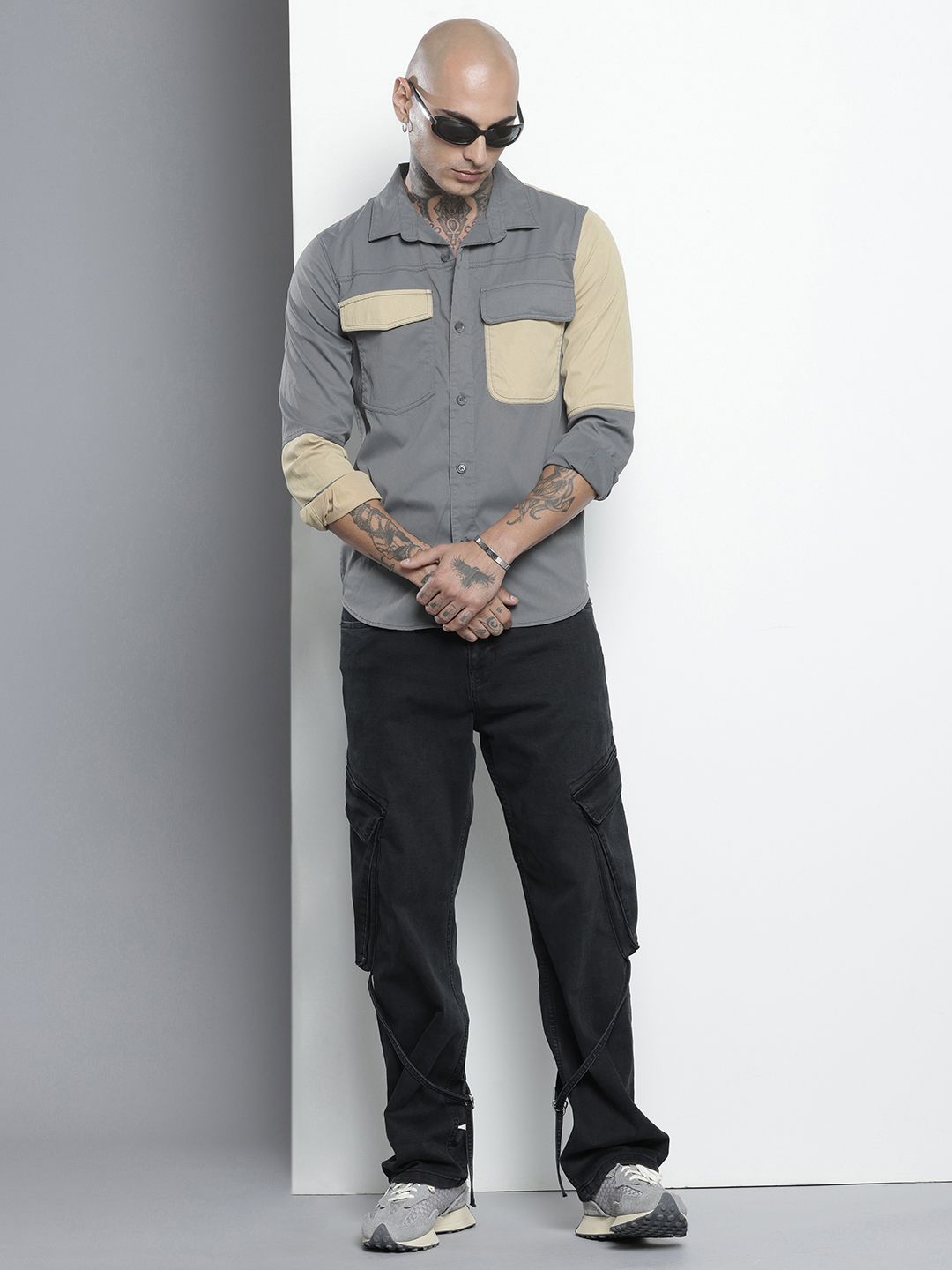 Men's Grey Regular Fit Solid Street Wear Shirt