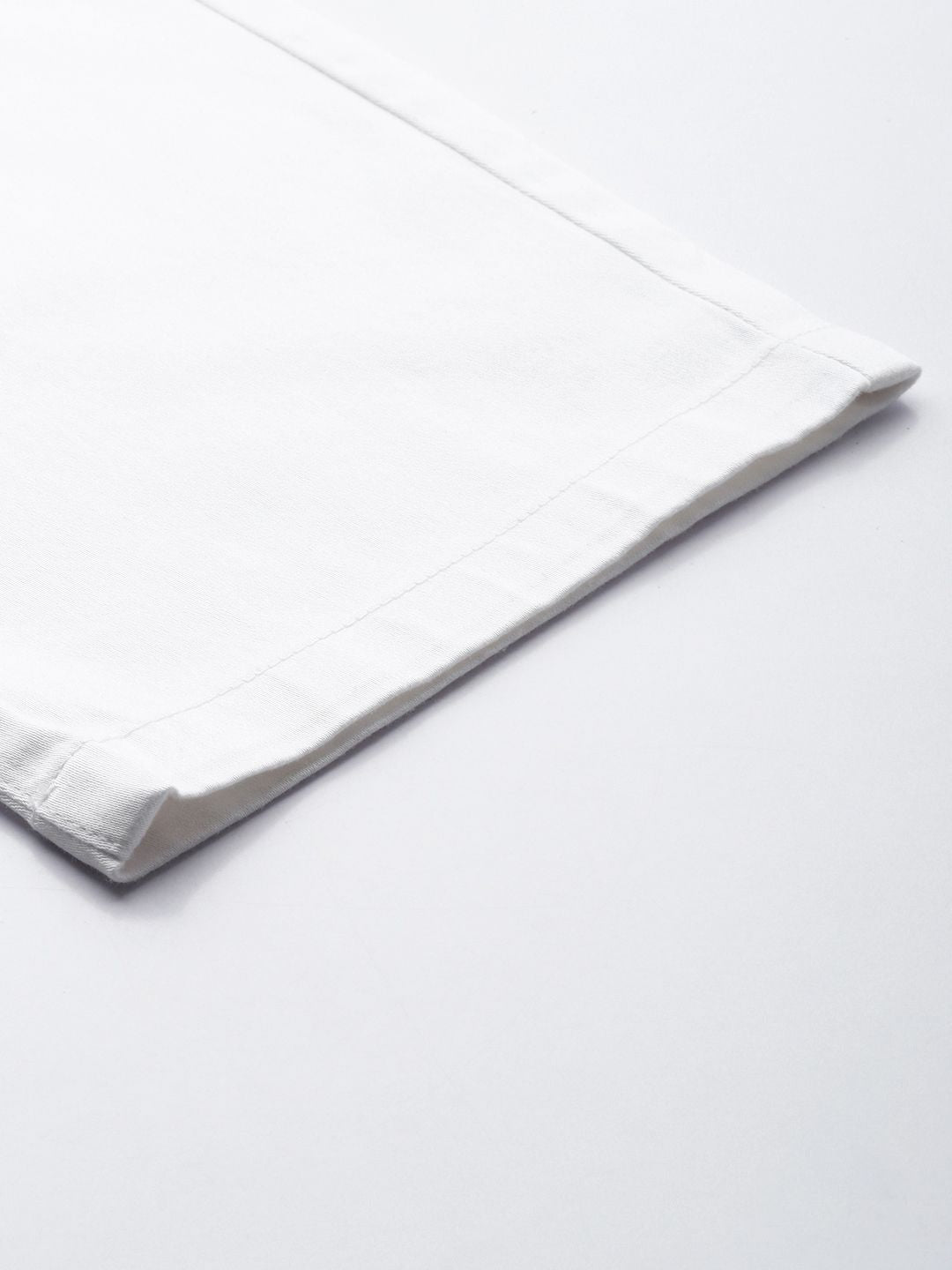 Men's White Regular Fit Solid Chinos