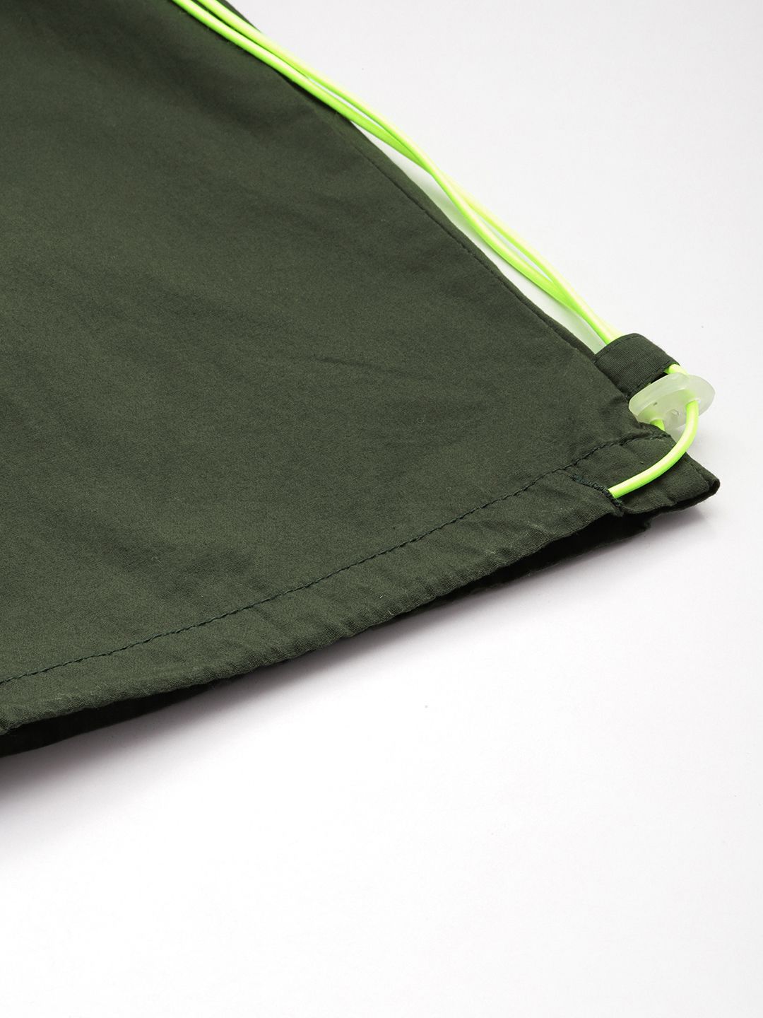 Men's Green Relaxed Fit Solid Utility Cargo Jogger