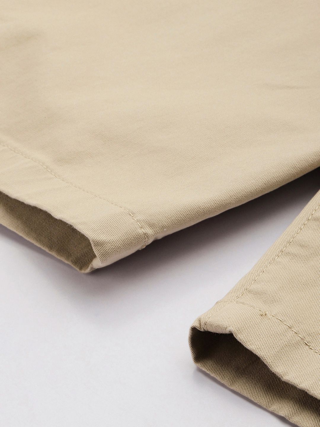 Men's Beige Regular Fit Solid Chino Shorts