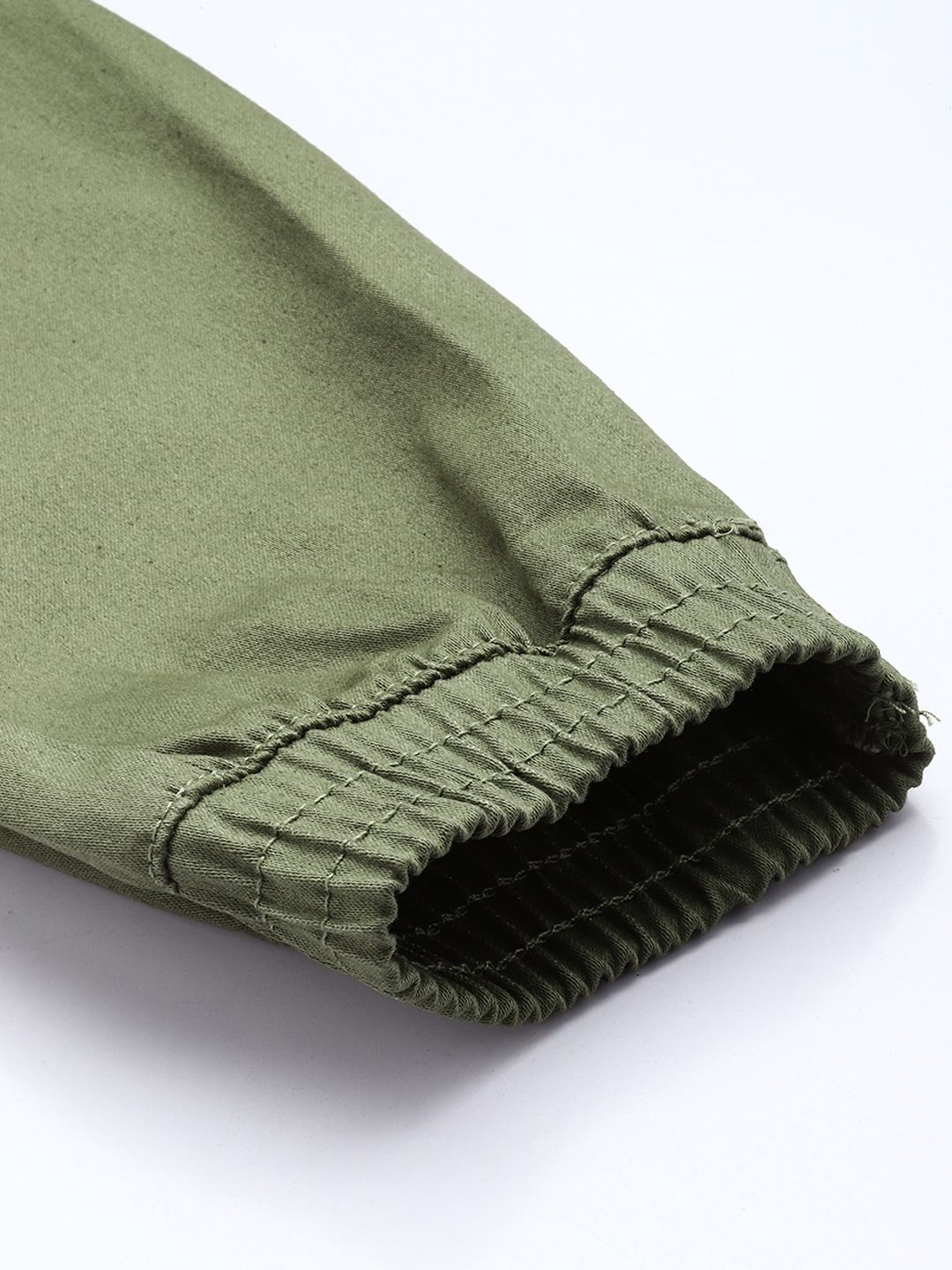 Men's Green Regular Fit Solid Utility Cargo Jogger