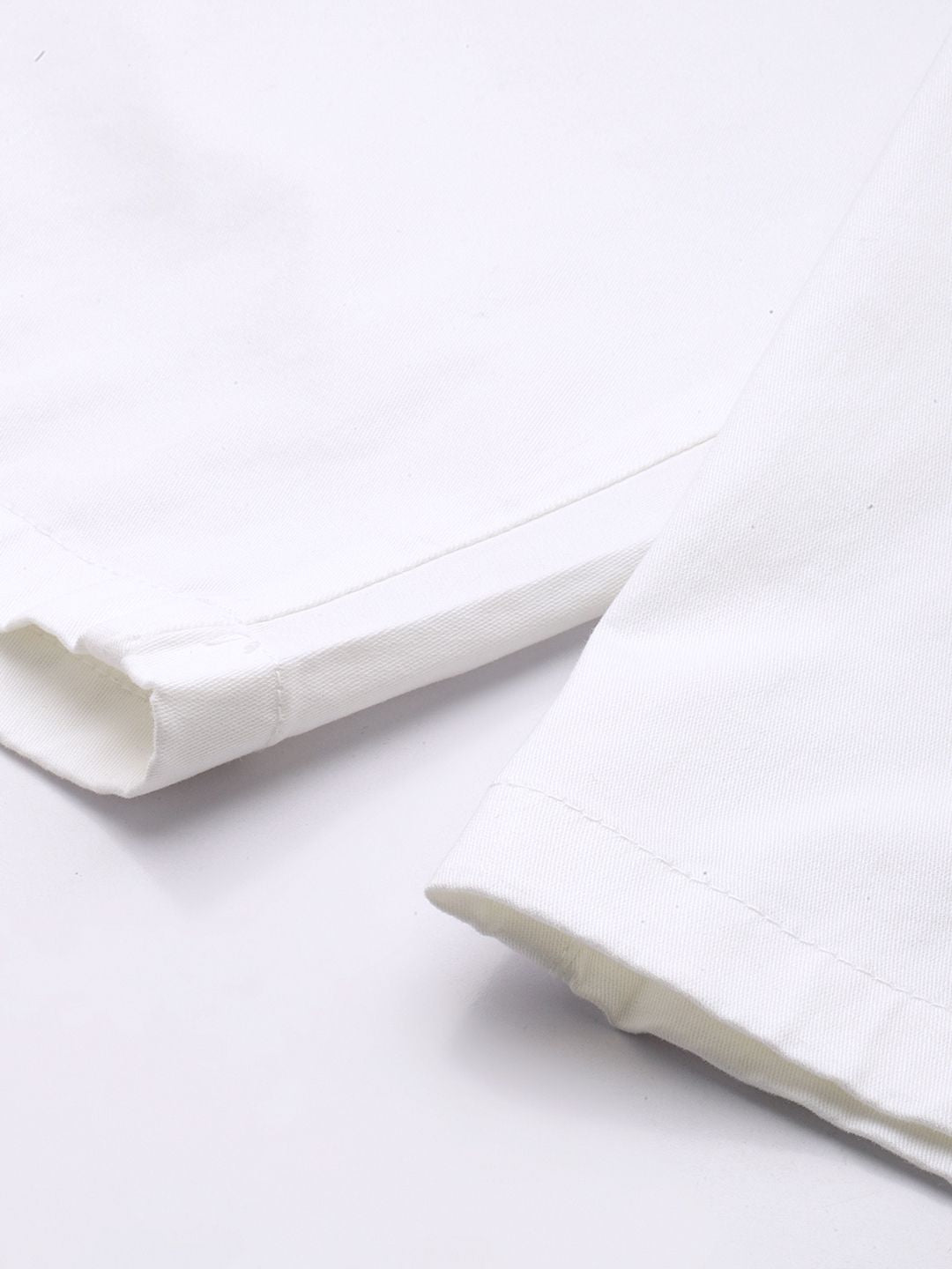 Men's White Regular Fit Solid Chino Shorts