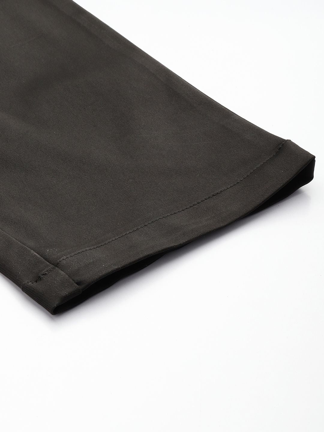 Men's Black Regular Fit Solid Trousers