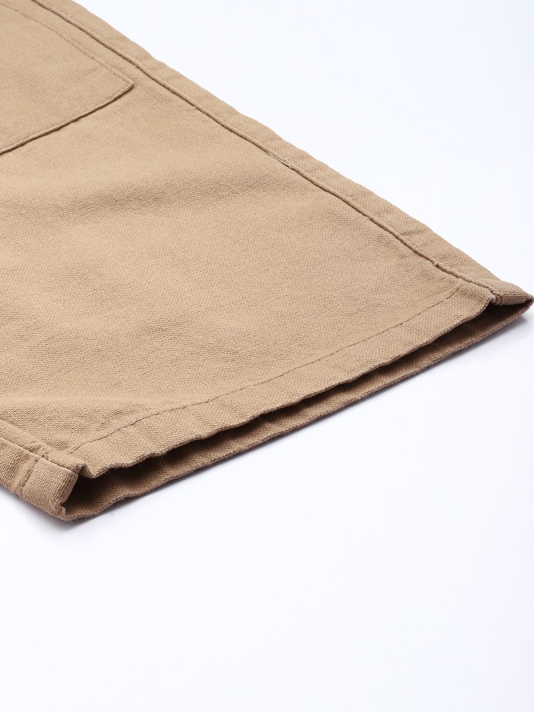 Men's Beige Relaxed Fit Solid Cargos