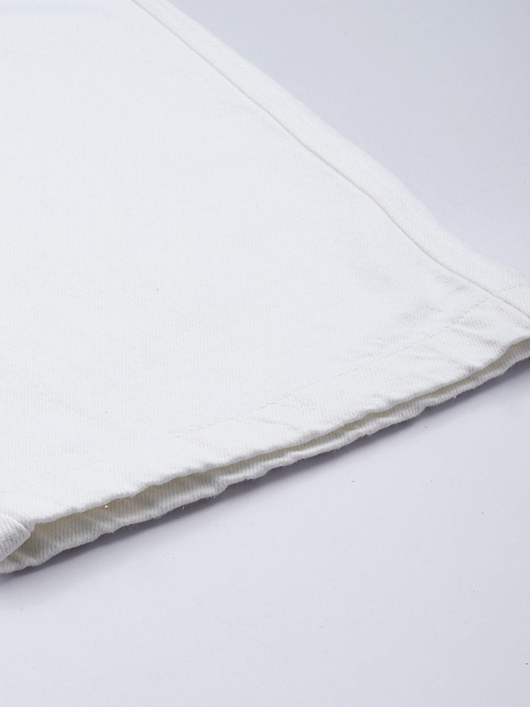 Men's White Relaxed Fit Solid Denim Joggers