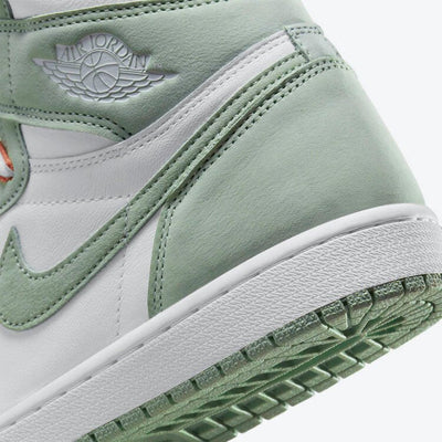 Wmns Air Jordan 1 Retro High OG Seafoam