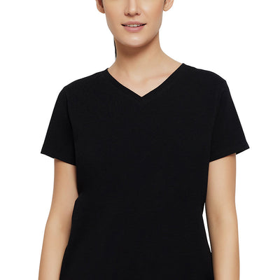 Essential V-neck Tee - Black