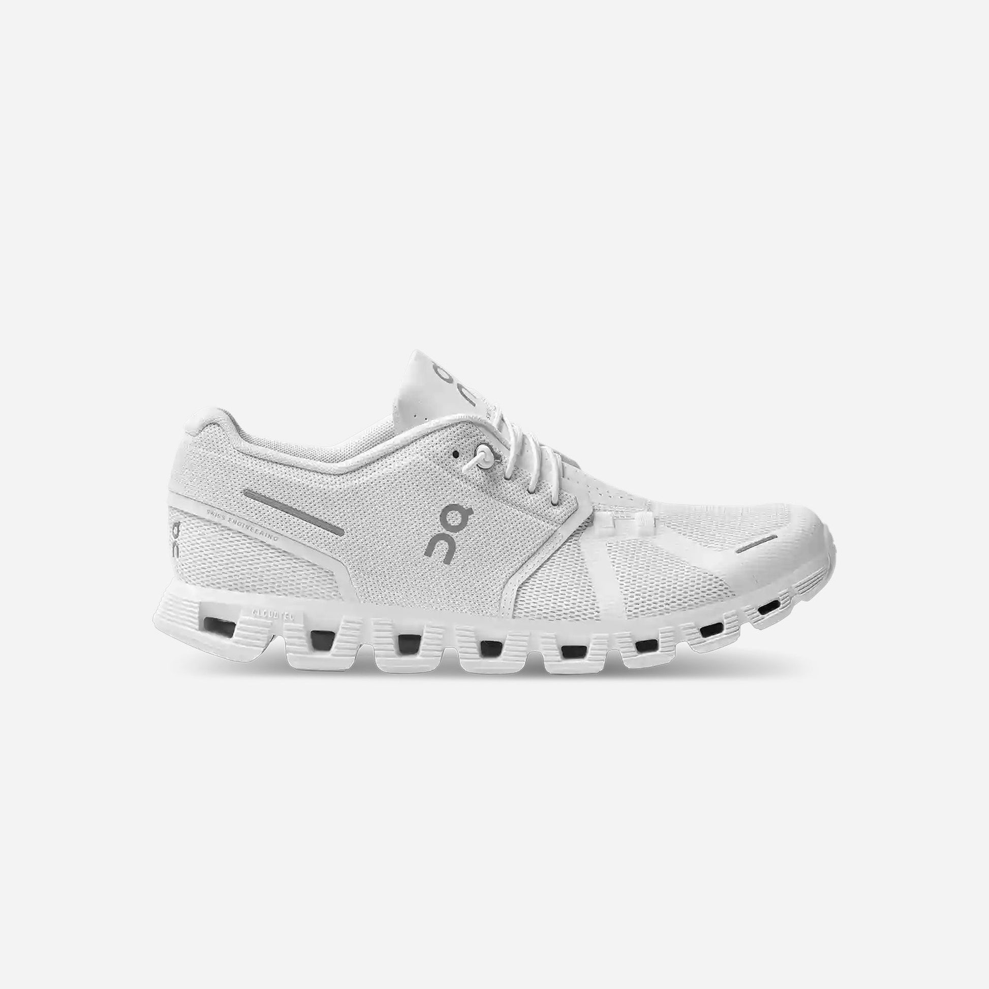 On Running Cloud 5 All White WMNS