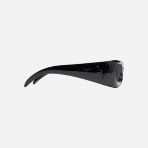 SKYLRK Upside Down Gloss