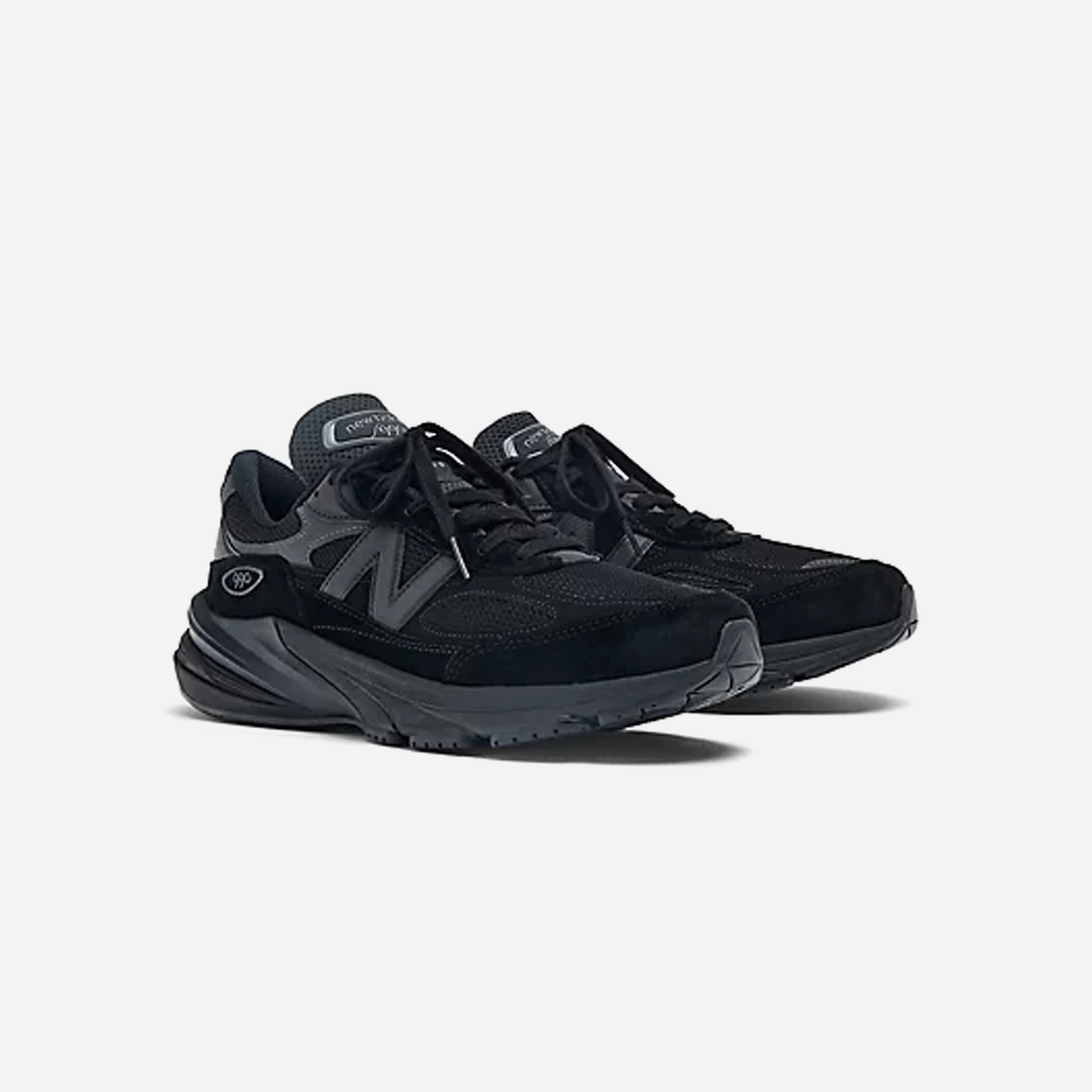 New Balance 990v6 Triple Black
