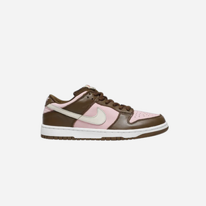 Nike SB Dunk Low Stussy Cherry
