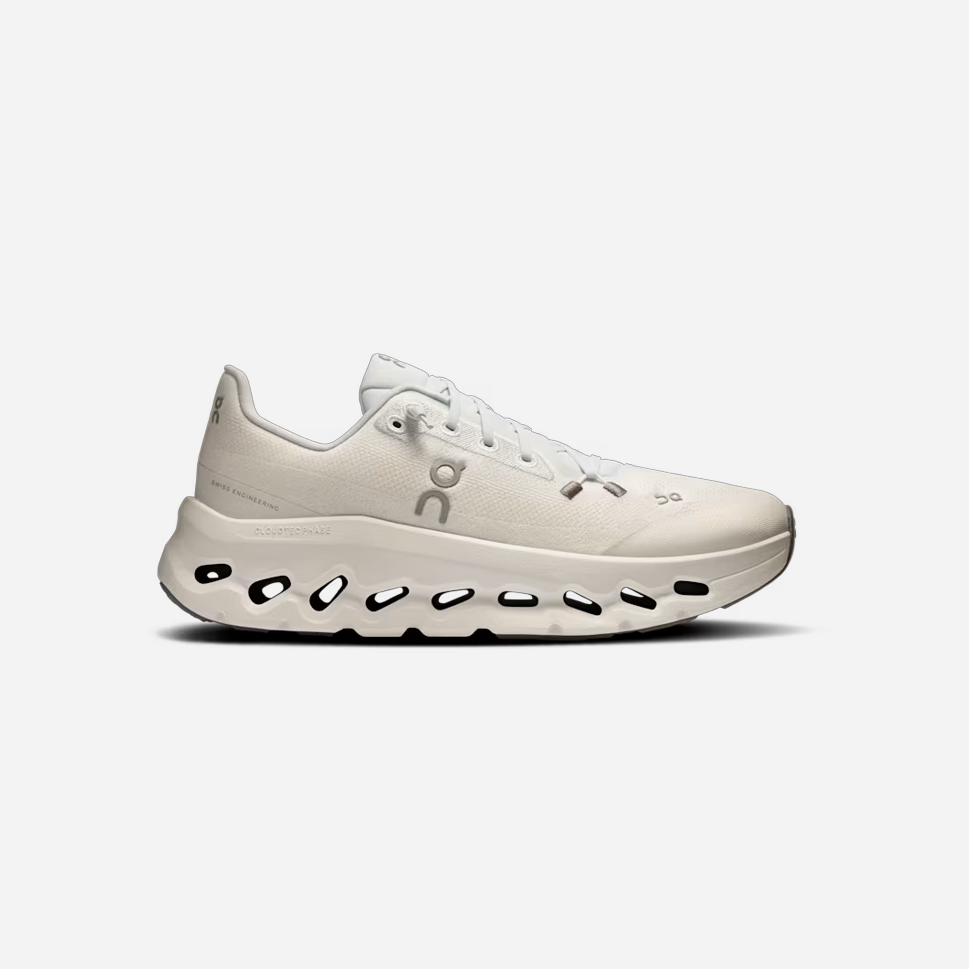 On Running Cloudtilt Arctic Ice WMNS