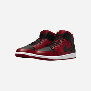 Nike Air Jordan 1 Mid Reverse Bred