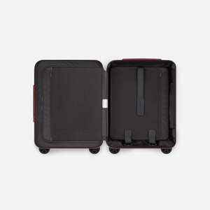 RIMOWA Essential Sleeve Cabin Plus