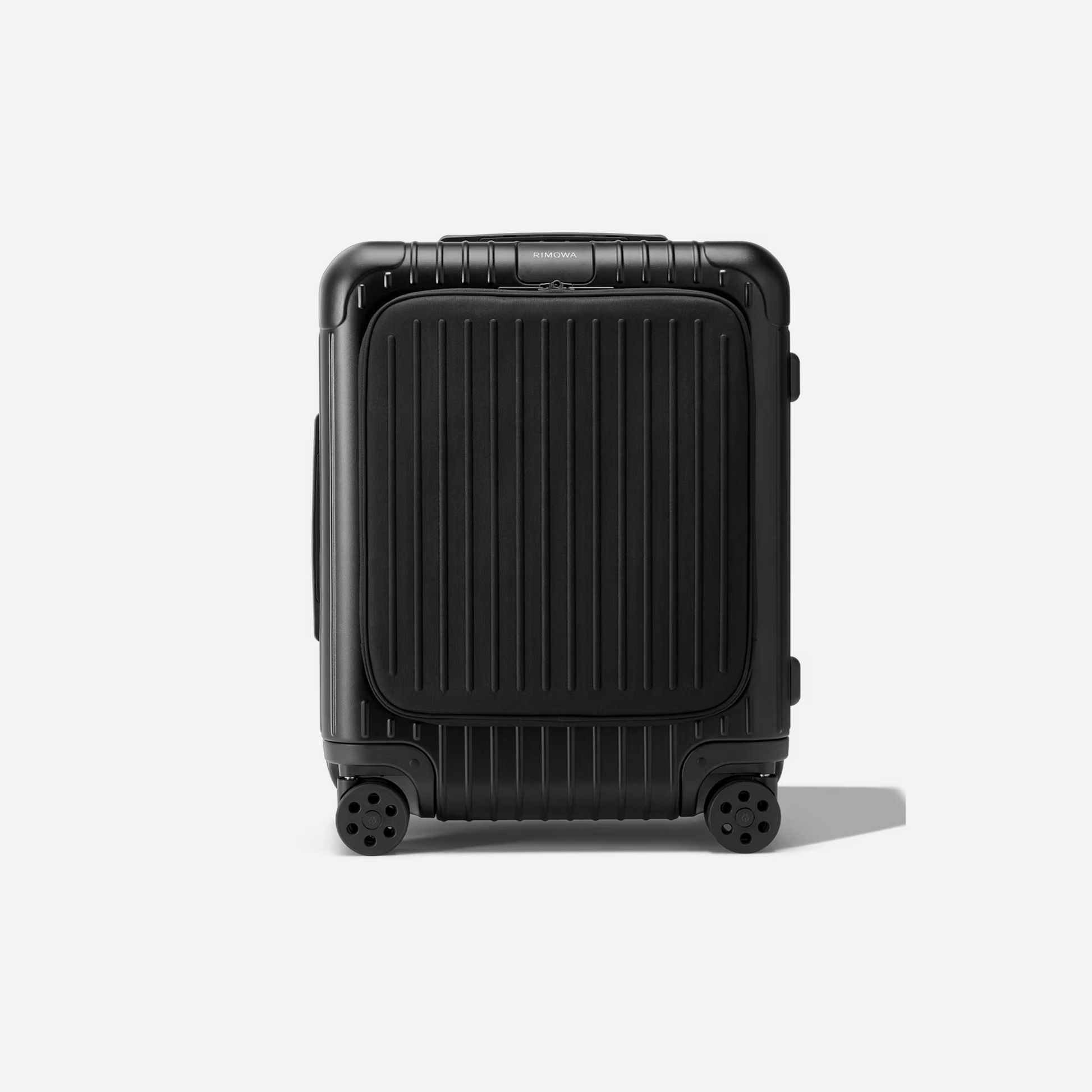 RIMOWA Essential Sleeve Cabin Plus