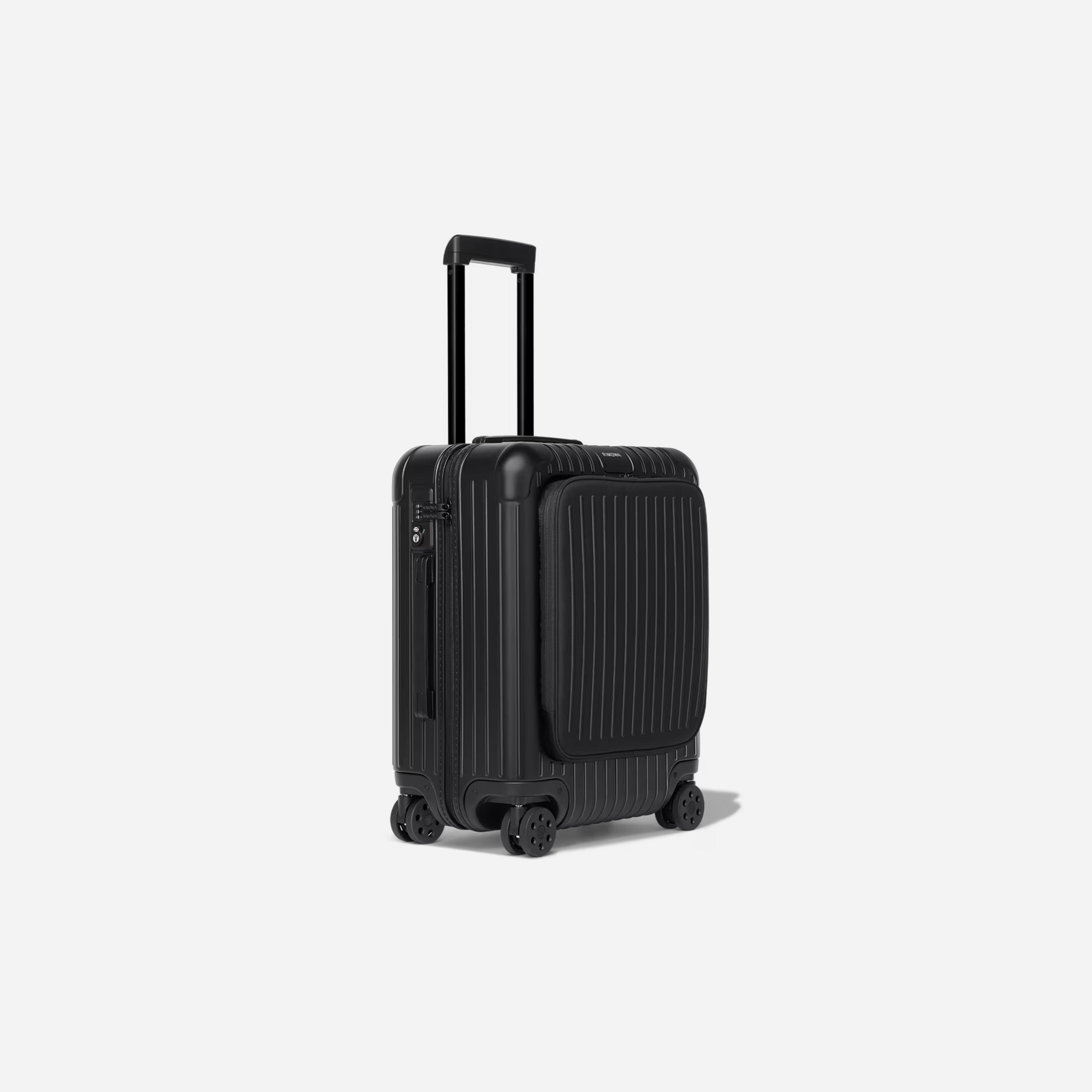 RIMOWA Essential Sleeve Cabin Plus