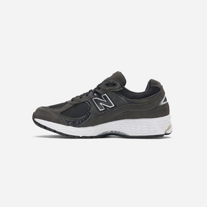 New Balance 2002R Black Grey