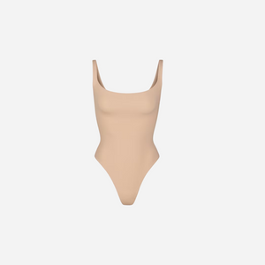 Skims Square Neck Bodysuit Fits Everybody