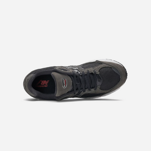 New Balance 2002R Black Grey
