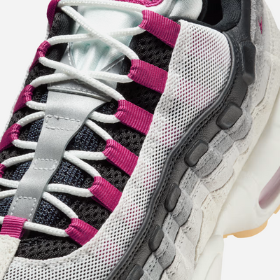 Nike SB Air Max 95 Summit White and Cactus Flower