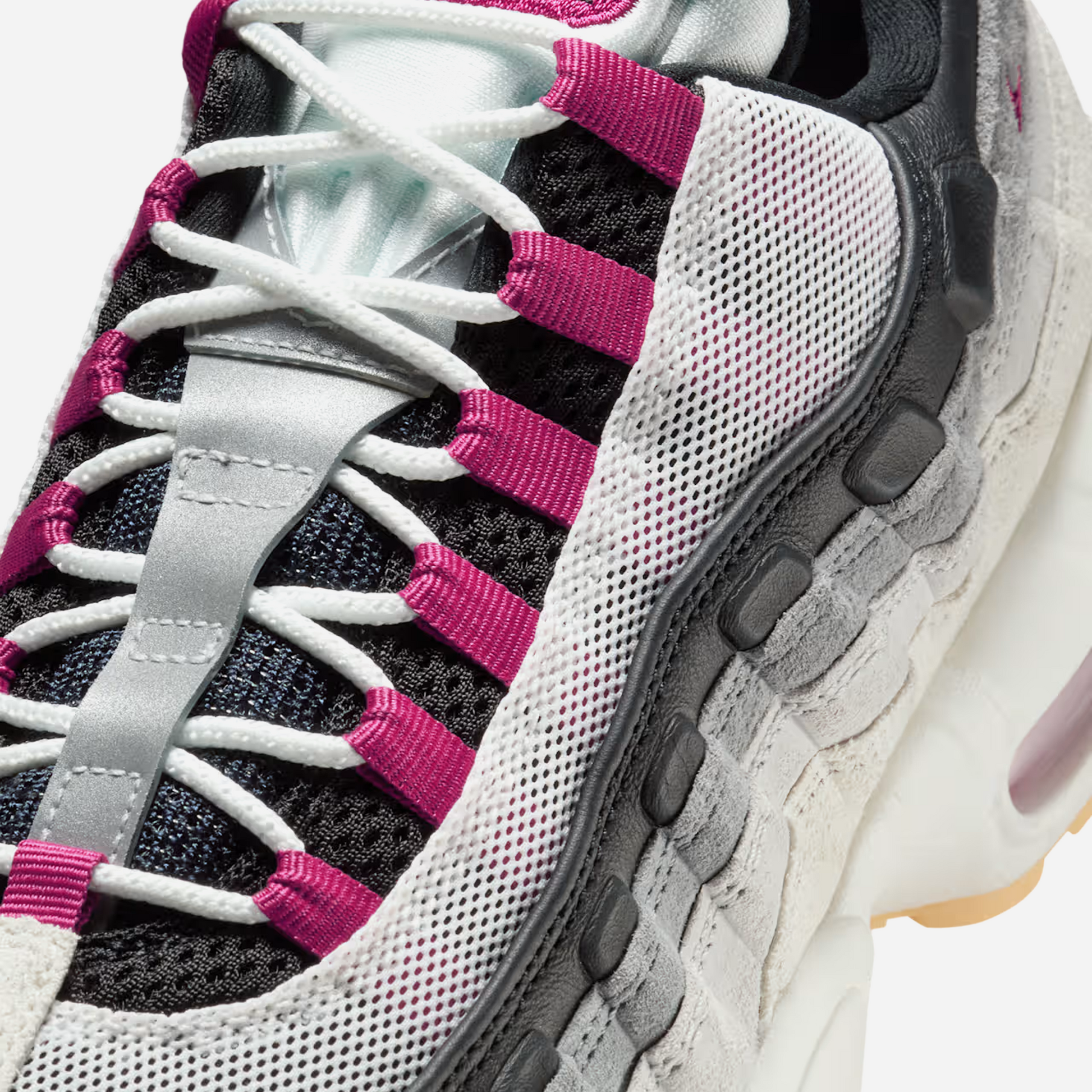 Nike SB Air Max 95 Summit White and Cactus Flower
