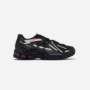 New Balance 1906A Black Pink